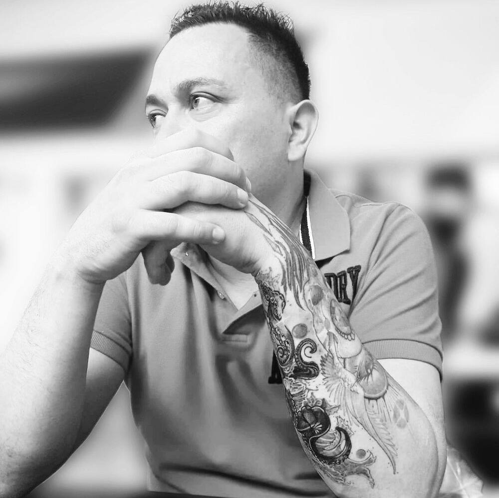 Meet your Posher, Julio